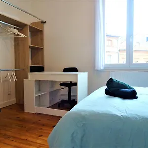 https://logement-spacieux-et-central-6-personnes-3-chambres.midi-pyreneeshotels.com